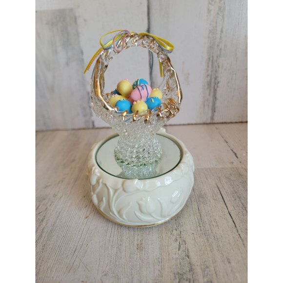 San Francisco Happy Easter music box company parade wind up egg basket - Picture 6 of 9